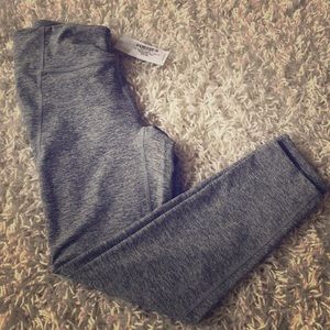 NWT OV outdoor voices 3/4 warm up leggings S Ash
